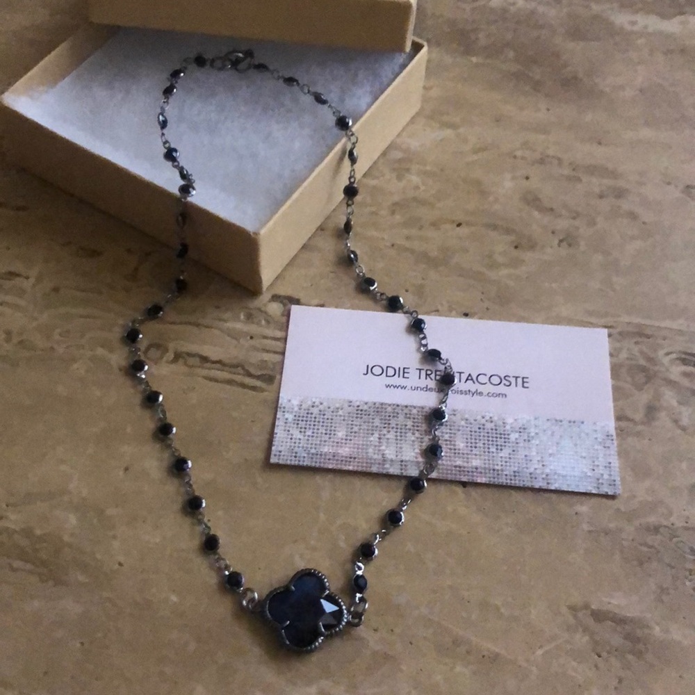 Navy blue quatrefoil beaded necklace